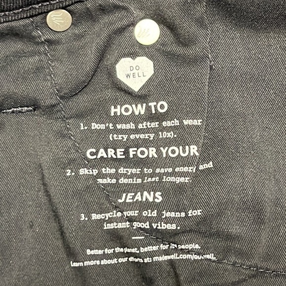 Madewell Women’s High Rise Denim Black Distressed Shorts- Size 33 - Picture 14 of 14